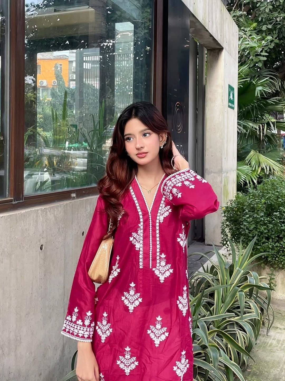 Red Kurti